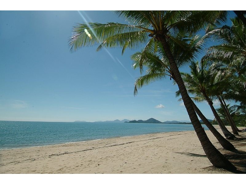 BURE 113 / 5 Triton Street, Palm Cove QLD 4879