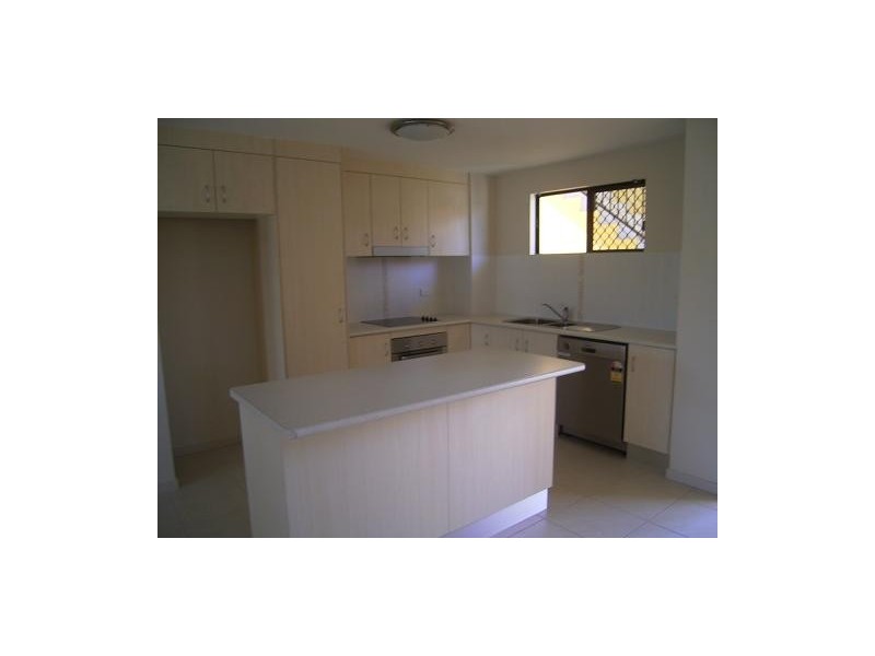 APT. 1/6   James Street, Cairns North QLD 4870