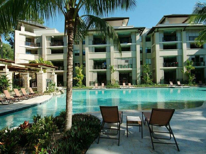 APT. 216 / 5 Triton Street, Palm Cove QLD 4879