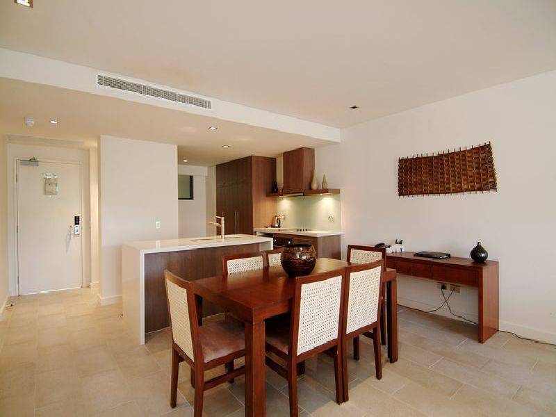 APT. 216 / 5 Triton Street, Palm Cove QLD 4879