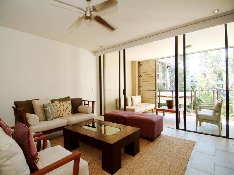 APT. 216 / 5 Triton Street, Palm Cove QLD 4879