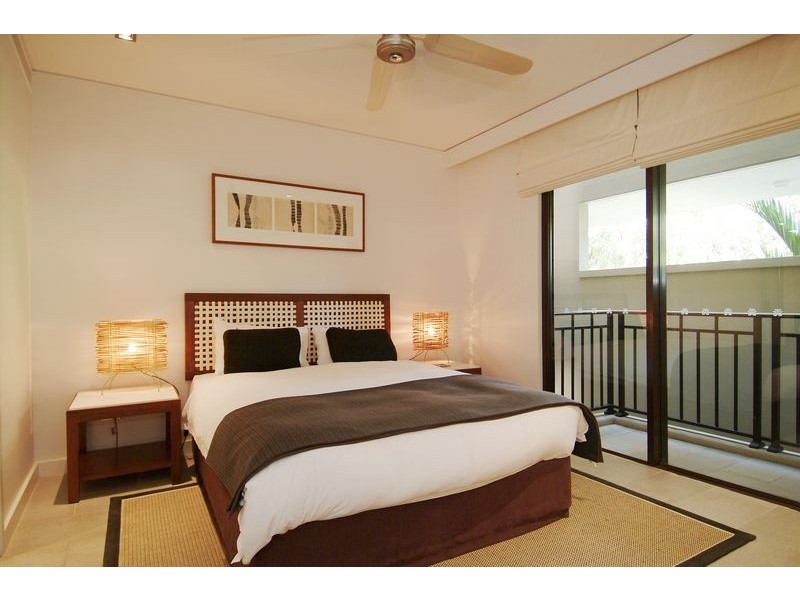 APT. 216 / 5 Triton Street, Palm Cove QLD 4879