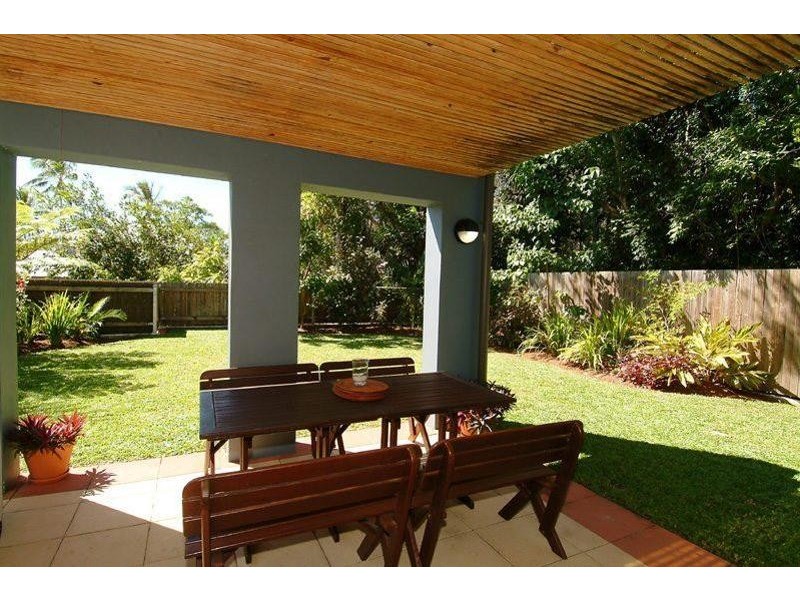 Clifton Beach QLD 4879