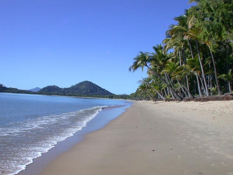 Clifton Beach QLD 4879