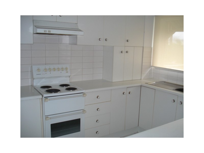 APT. 1/  176 Spence Street, Cairns QLD 4870