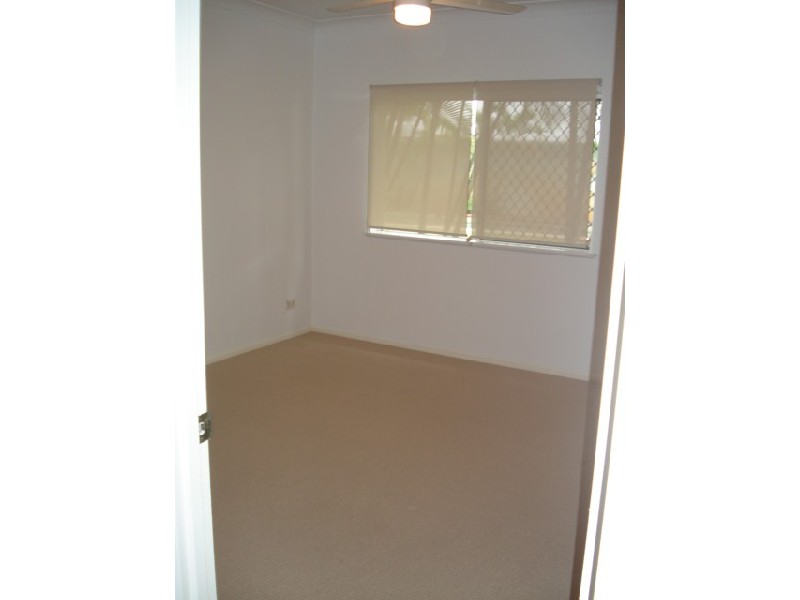 APT. 1/  176 Spence Street, Cairns QLD 4870