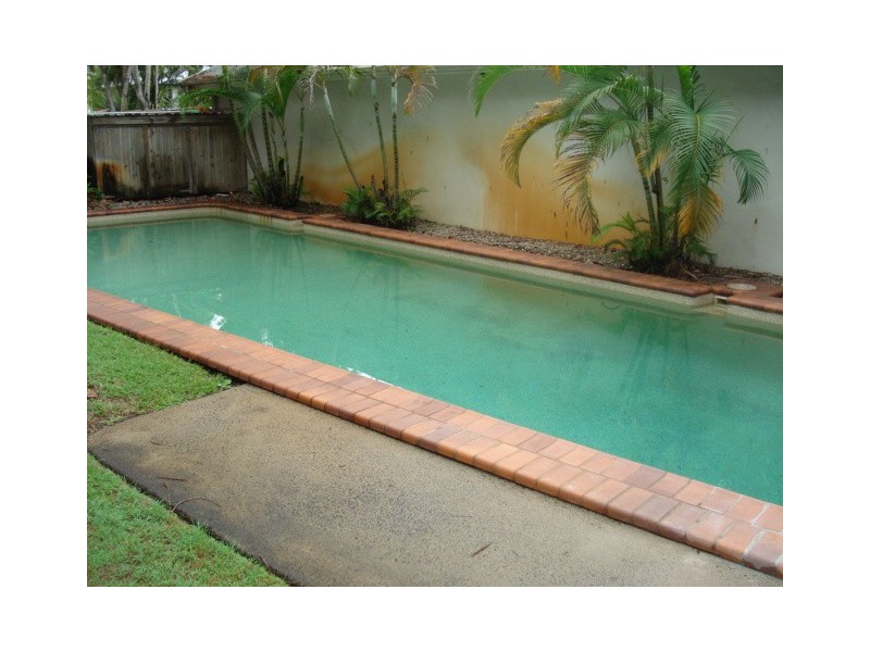 APT. 1/  176 Spence Street, Cairns QLD 4870