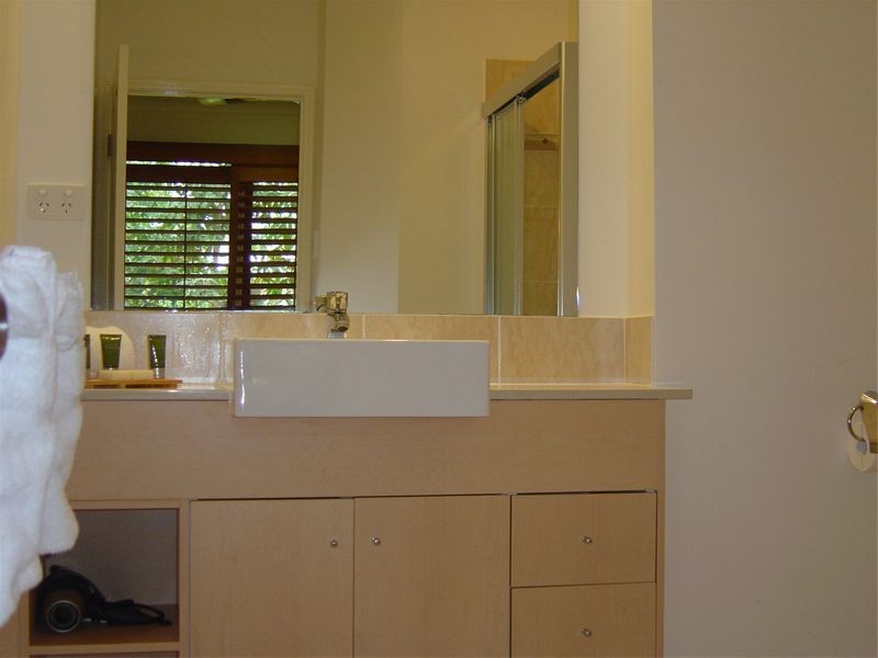 APT. 9 /   3 – 5 Davidson Street, Port Douglas QLD 4877