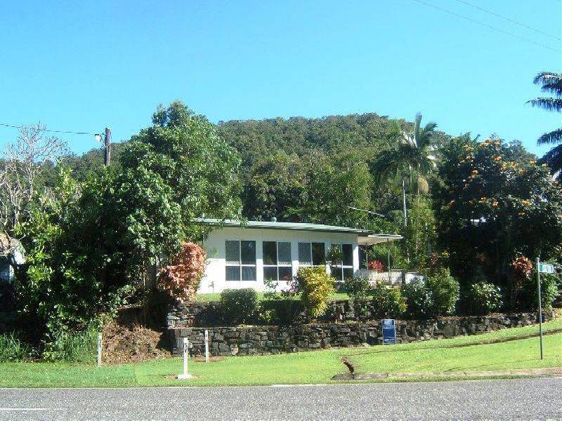 Lot 1   Mossman Daintree Rd, Port Douglas QLD 4877