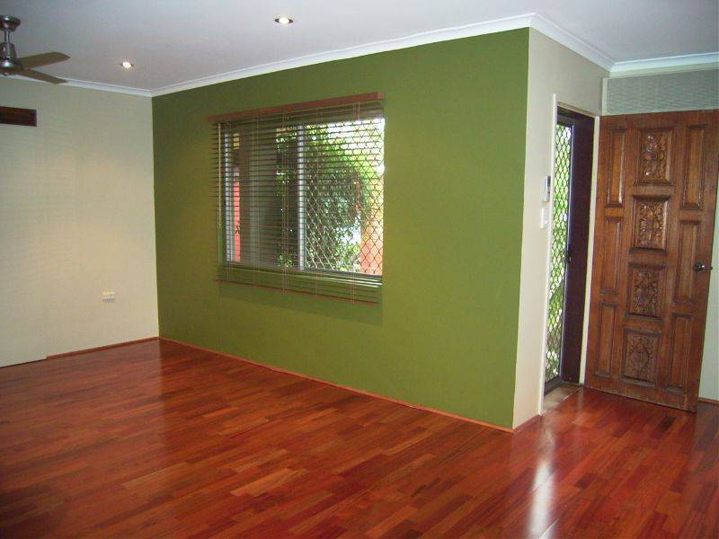 8 Urambi Close, Woree QLD 4868