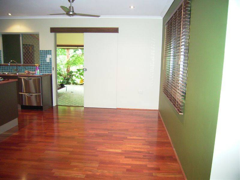 8 Urambi Close, Woree QLD 4868
