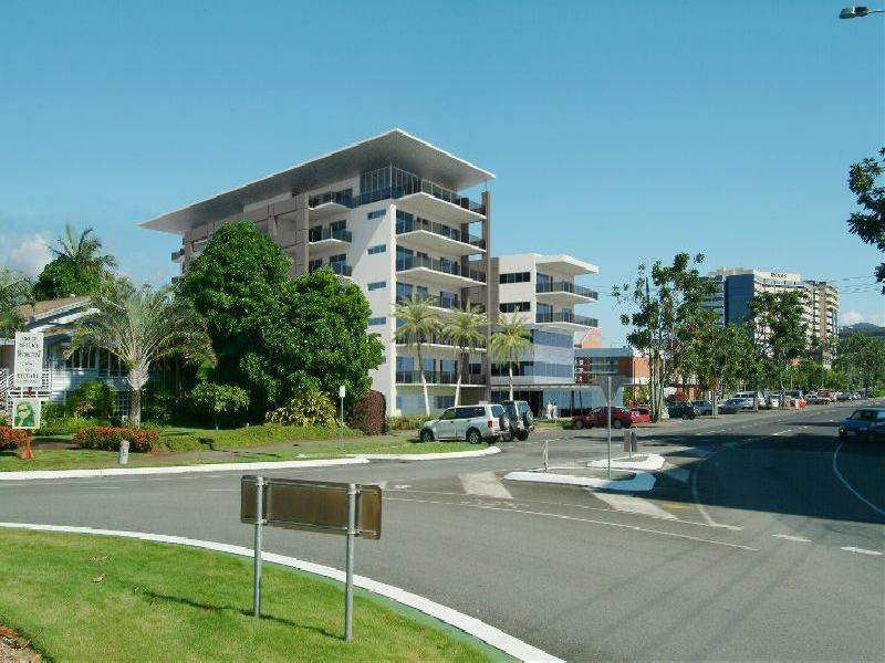 APT. 27 / 189 – 191 Abbott Street, Cairns QLD 4870
