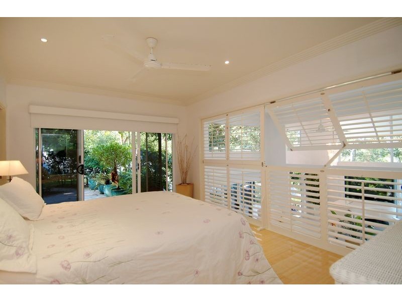 51 Crowsnest Terrace, Trinity Beach QLD 4879