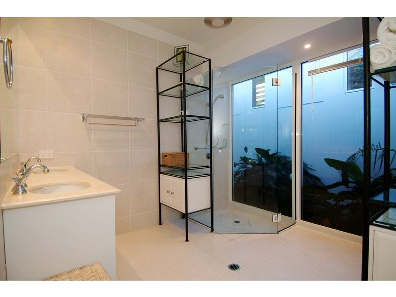51 Crowsnest Terrace, Trinity Beach QLD 4879