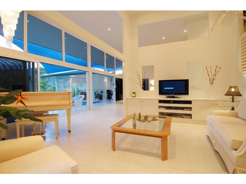 51 Crowsnest Terrace, Trinity Beach QLD 4879
