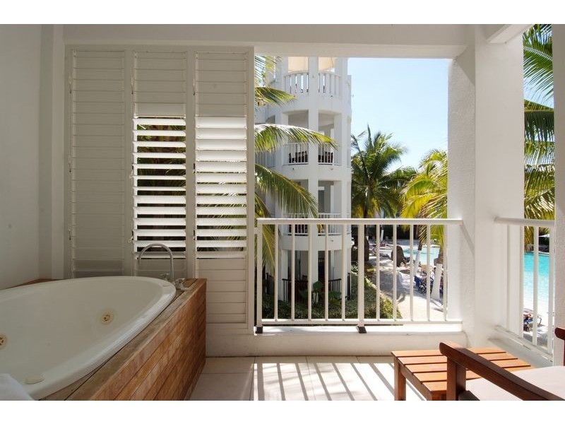 Lot 42 /123 Williams Esplanade, Palm Cove QLD 4879