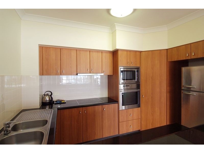 Level 7 APT. 704 / 38 MANTRA ON THE ESPLANADE, Cairns QLD 4870