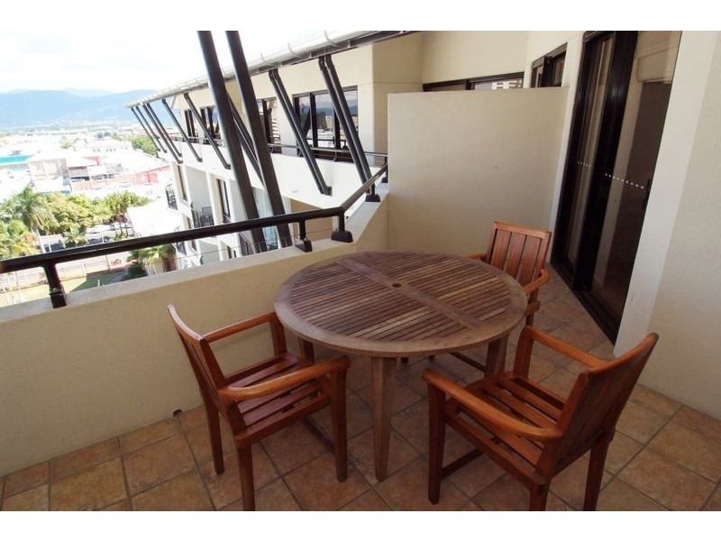 Level 7 APT. 704 / 38 MANTRA ON THE ESPLANADE, Cairns QLD 4870
