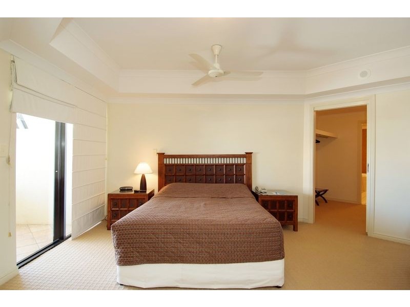 Level 7 APT. 704 / 38 MANTRA ON THE ESPLANADE, Cairns QLD 4870