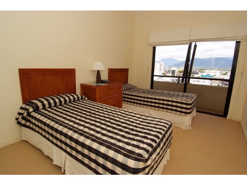 Level 7 APT. 704 / 38 MANTRA ON THE ESPLANADE, Cairns QLD 4870