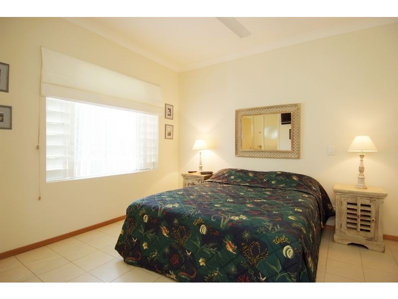 APT. 2 /   7 Davidson Street, Port Douglas QLD 4877