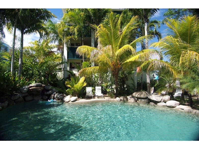 APT. 2 /   7 Davidson Street, Port Douglas QLD 4877