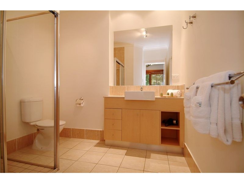 APT. 8 /   3 – 5 Davidson Street, Port Douglas QLD 4877