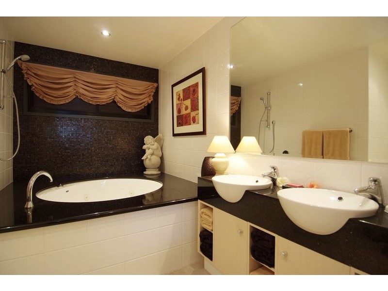 APT. 2 / 26 – 30 Macrossan Street, Port Douglas QLD 4877