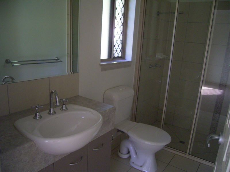 13 Celtis Close, Redlynch QLD 4870