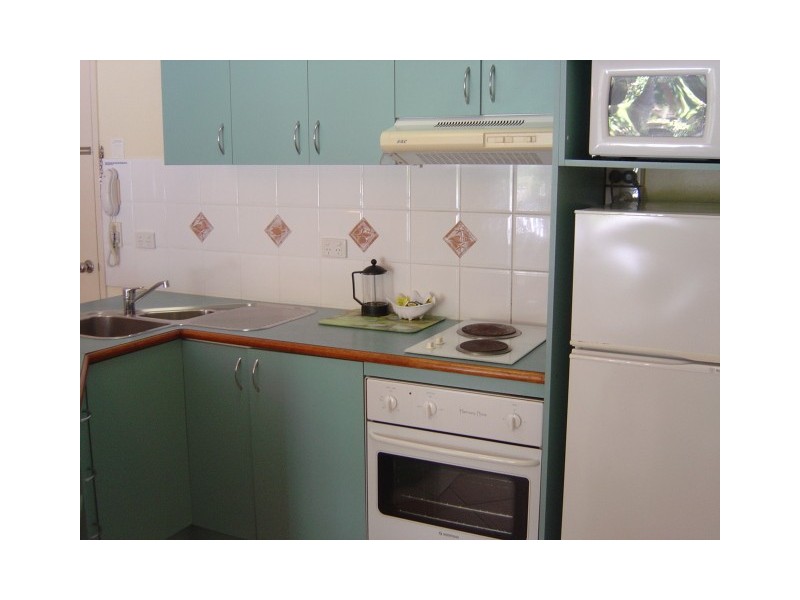 APTS. 106/201 /   9 – 11 Blake Street, Port Douglas QLD 4877