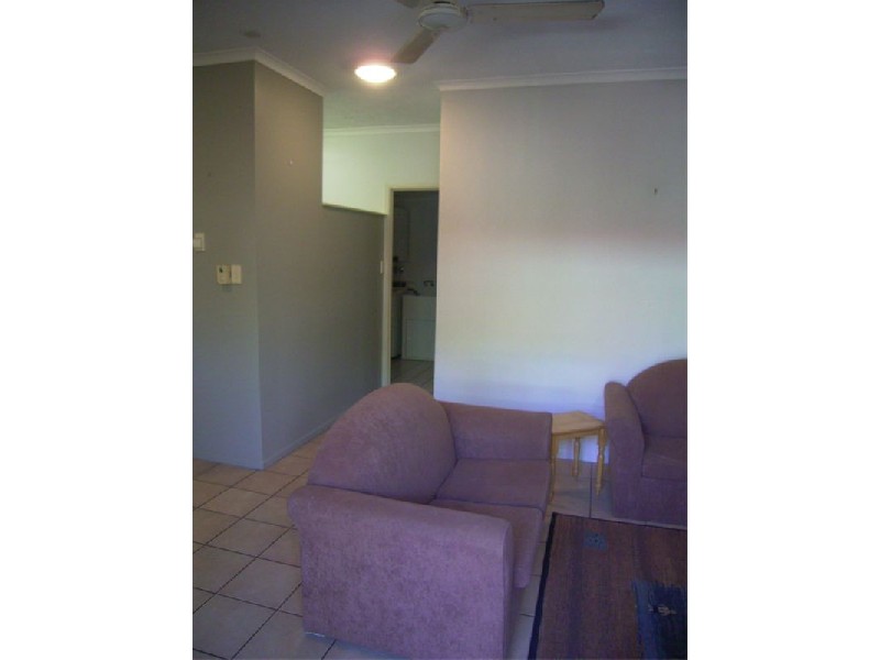 APT. 28 / 4-5  Hollett Close, Cairns North QLD 4870