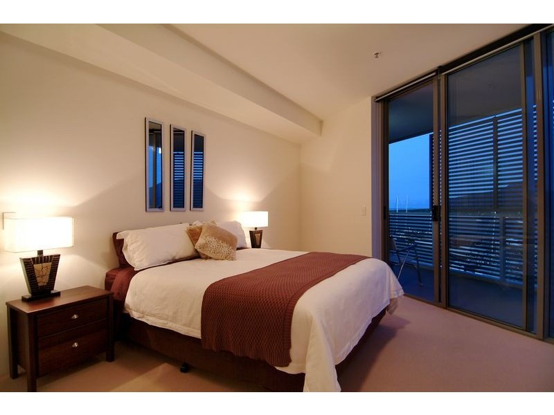 Level 7 APT 47 / MARLIN PARADE, Cairns QLD 4870