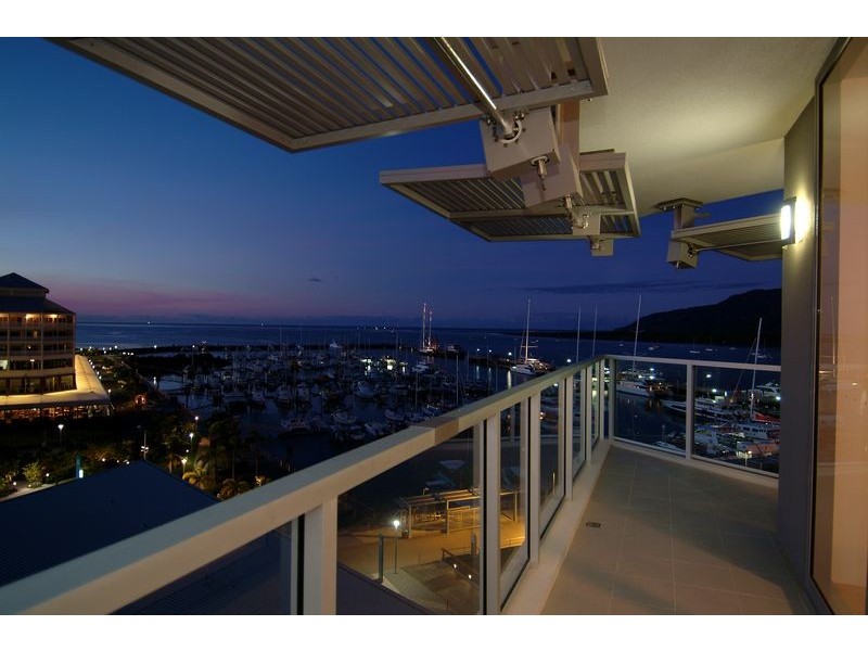 Level 7 APT 47 / MARLIN PARADE, Cairns QLD 4870