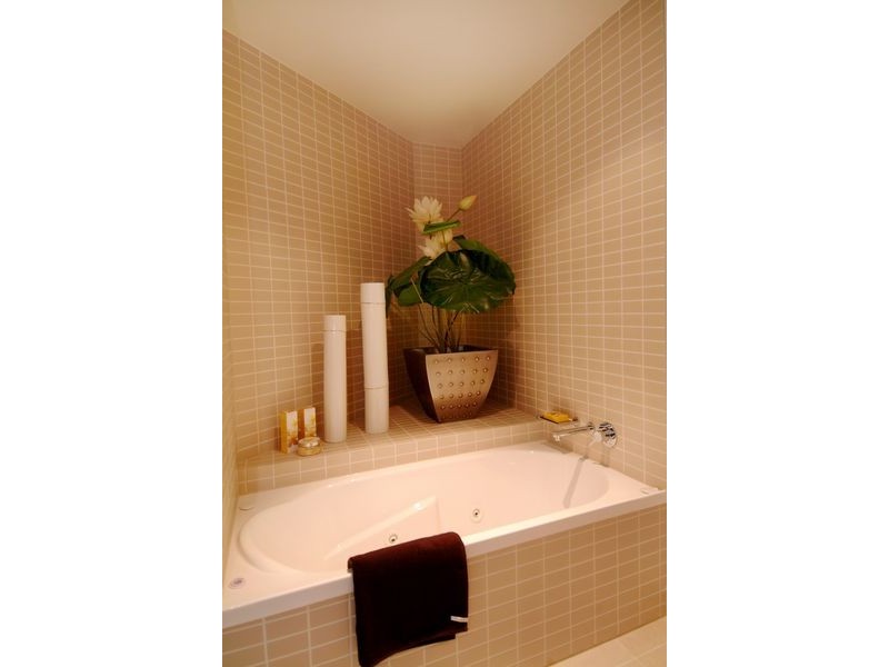 Level 7 APT 47 / MARLIN PARADE, Cairns QLD 4870