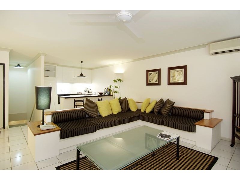 35/1  VEIVERS ROAD, Palm Cove QLD 4879