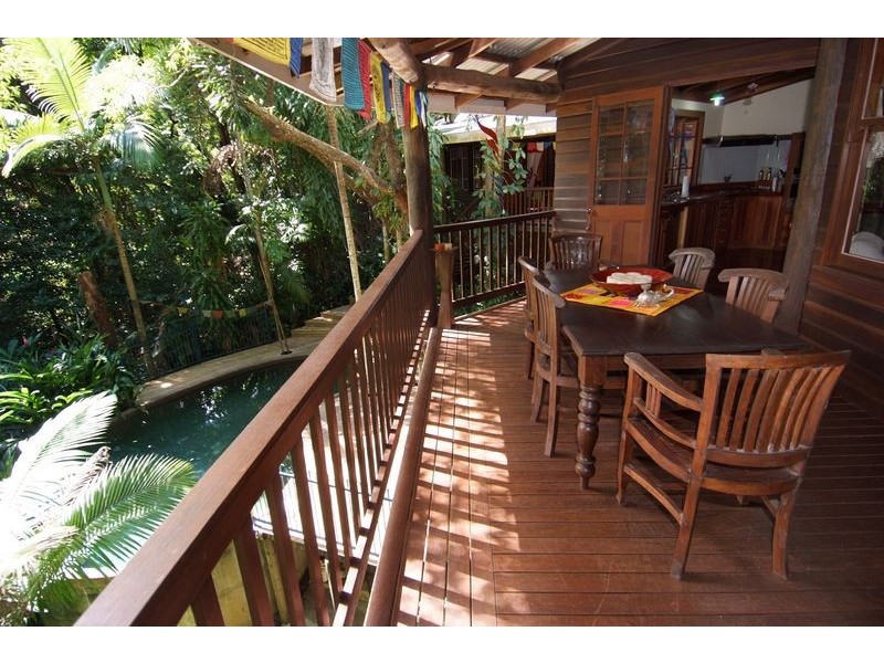 6 Charlekata Close, Freshwater QLD 4870