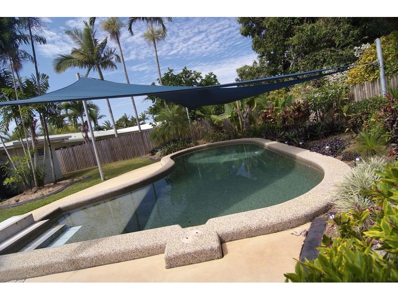 12 Vianen Close, Bentley Park QLD 4869