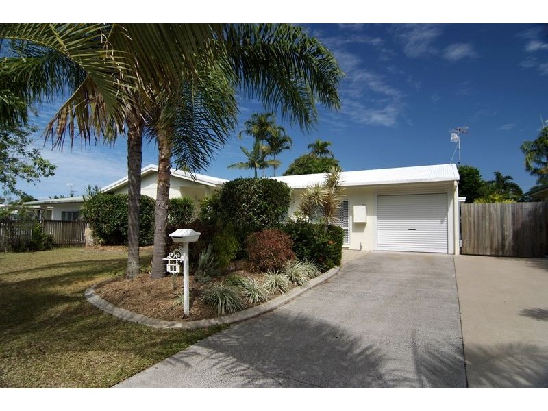 12 Vianen Close, Bentley Park QLD 4869