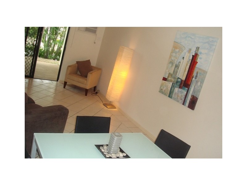 5/106  MOORE ST, Trinity Beach QLD 4879