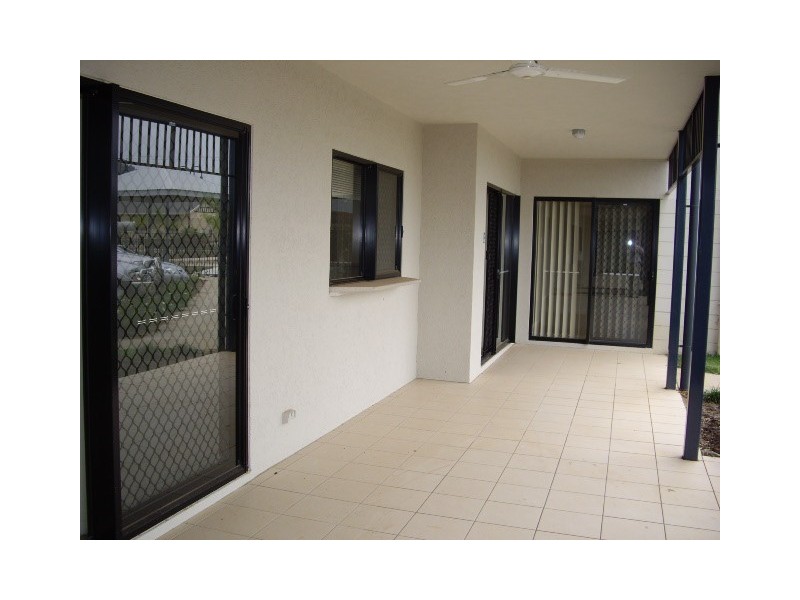 APT. 19  / 1-2 Fairweather Road, Redlynch QLD 4870