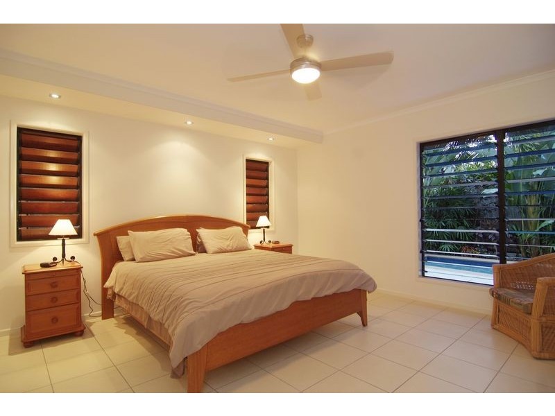 11  ARLINGTON ESPLANADE, Clifton Beach QLD 4879