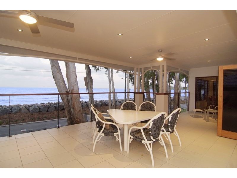 11  ARLINGTON ESPLANADE, Clifton Beach QLD 4879