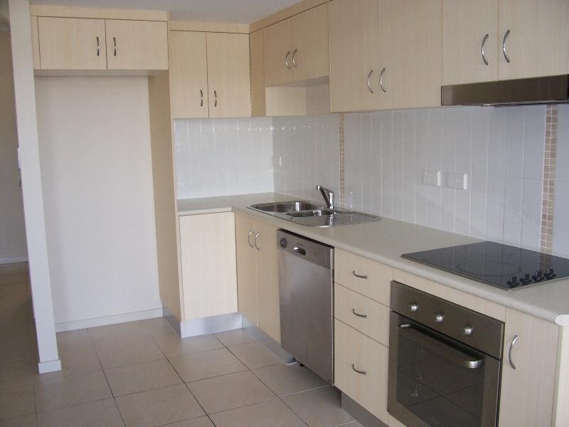 APT 5/6  James Street, Cairns QLD 4870