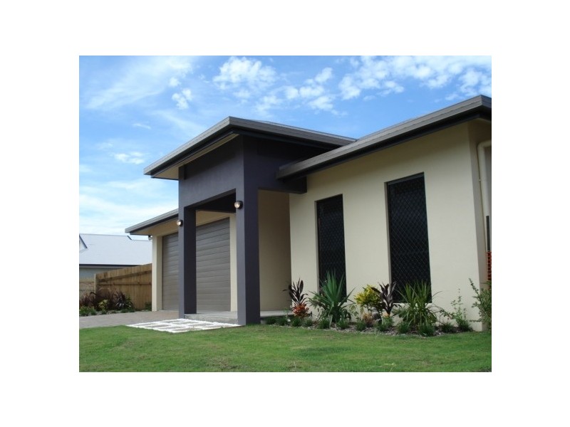 25 Seton Street, Trinity Park QLD 4879