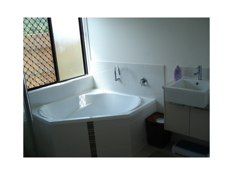 25 Seton Street, Trinity Park QLD 4879