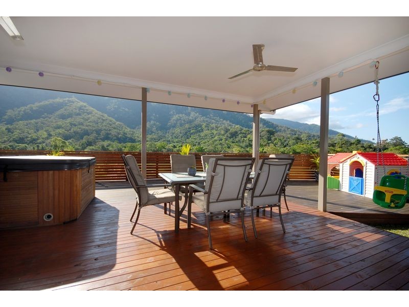 11  ELLIE BANNING CLOSE, Redlynch QLD 4870