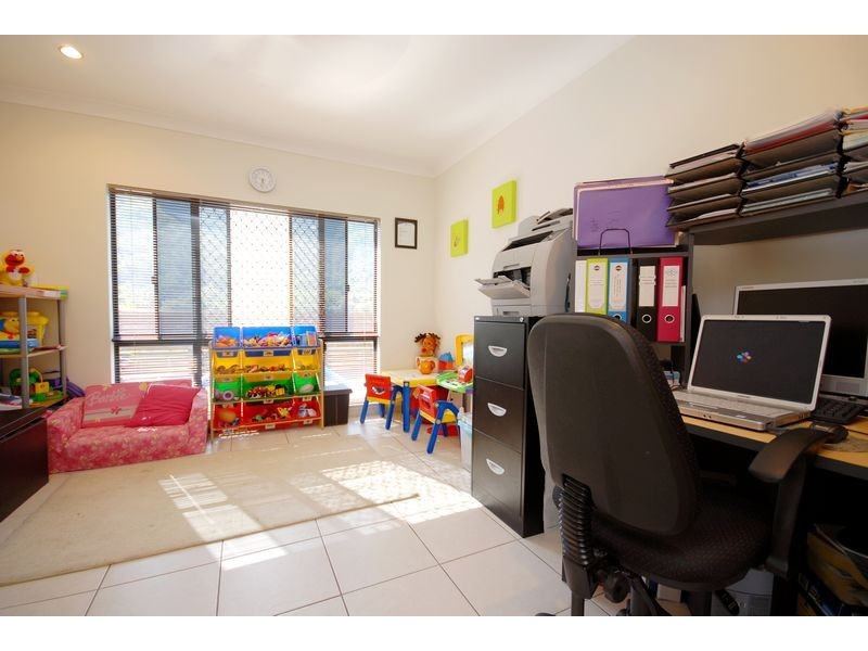 11  ELLIE BANNING CLOSE, Redlynch QLD 4870