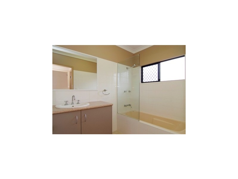 12 Tin Sang Close, Edmonton QLD 4869