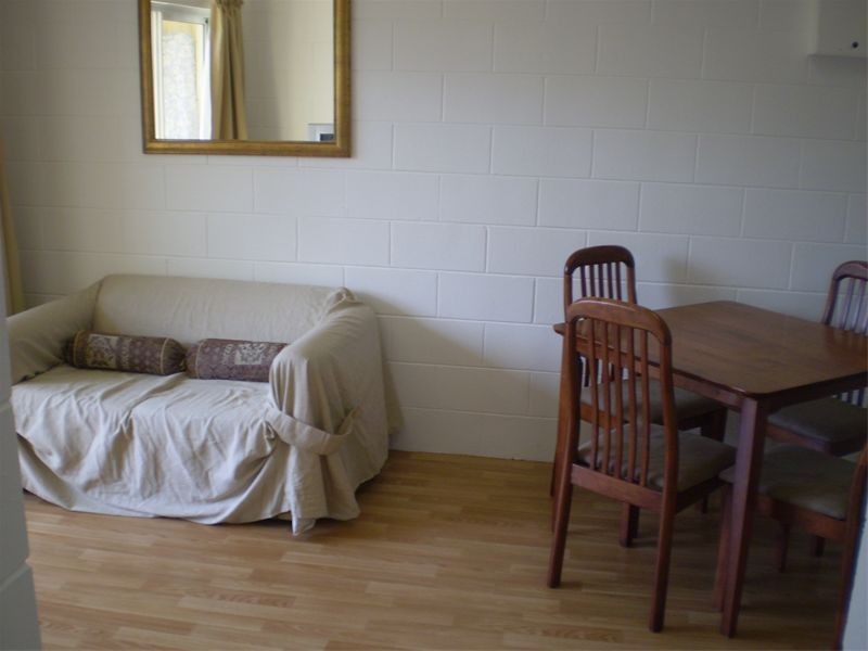 APT. 1 / 45 Minnie Street, Parramatta Park QLD 4870