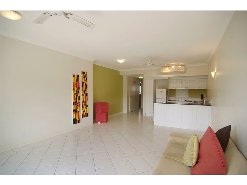 22 / 293  Esplanade Cnr, Cairns QLD 4870